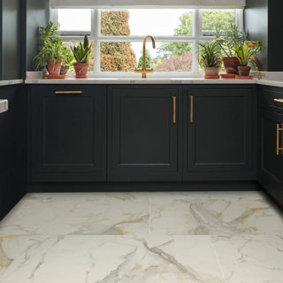 Calacatta d'Oro Vinyl by Karndean