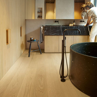 Leather oak extra matt Engineered Hardwood by Quickstep