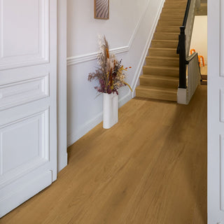 Light chestnut oak extra matt Engineered Hardwood by Quickstep
