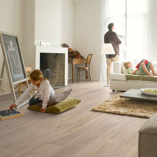 Long Island oak natural Laminate by Quickstep