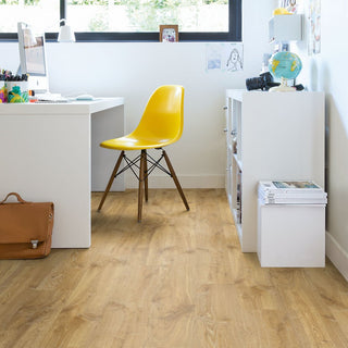Louisiana oak natural Waterproof Laminate by Quickstep