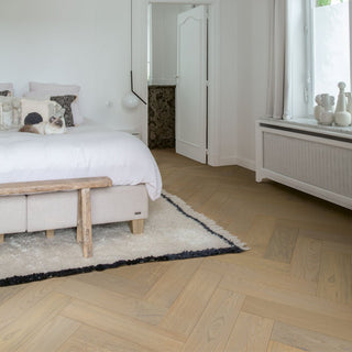 Luna grey oak extra matt Engineered Hardwood by Quickstep