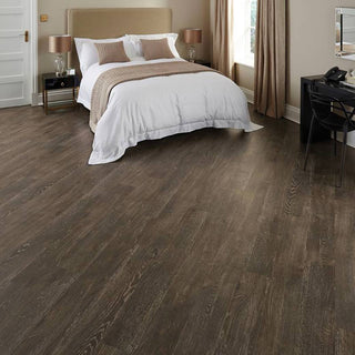 Tawny Oak Vinyl by Karndean
