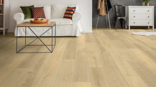 k659 - Blonde Montreux Oak