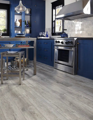 Aspen - Frost Vinyl by Mannington