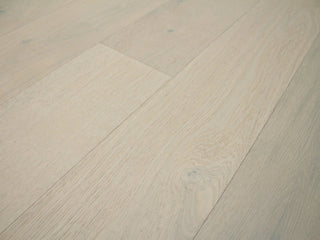 AVISSE Engineered Hardwood by Pravada