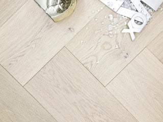 BEAUTÉ Engineered Hardwood by Pravada