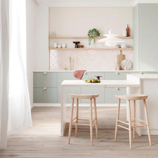 Bloom Light Natural Water Resistant Laminate by BerryAlloc