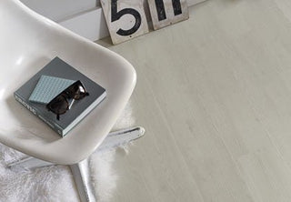 Brecon Glacial Oak Vinyl by Wood Pecker Flooring