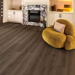 Brushed oak brown Waterproof Laminate by Quickstep