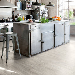 Canyon oak grey with saw cuts Vinyl by Quickstep