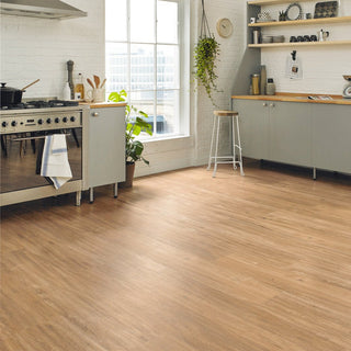 Champagne Oak Vinyl by Karndean