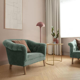 Charme Light Natural Water Resistant Laminate by BerryAlloc