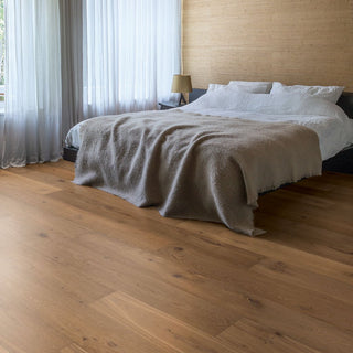 Cinnamon oak extra matt Engineered Hardwood by Quickstep