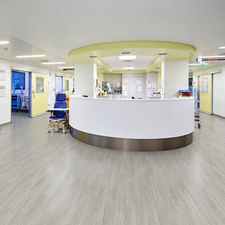 Clark Oak Vinyl by Hallmark Floors