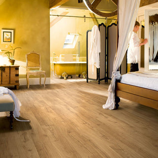 Classic oak natural Waterproof Laminate by Quickstep