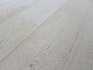 CLAUDE Engineered Hardwood by Pravada