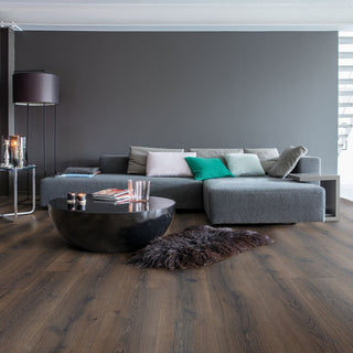 Desert oak brushed dark brown Waterproof Laminate by Quickstep