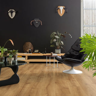 Desert oak warm natural Waterproof Laminate by Quickstep