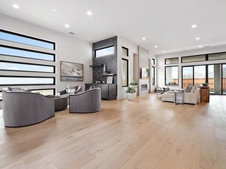 DEVERO Engineered Hardwood by Monarch Plank