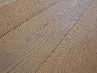 EASEL Engineered Hardwood by Pravada