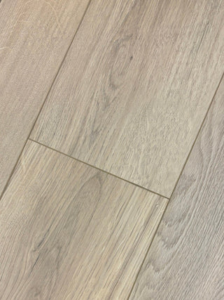 Echo Peaks Water Resistant Laminate by Oasis Wood Flooring Inc.