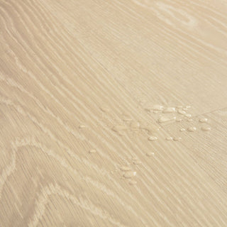Frosty beige oak Waterproof Laminate by Quickstep