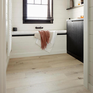 Gyant Light Water Resistant Laminate by BerryAlloc