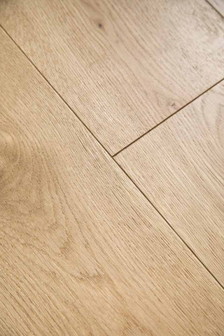 Innato/901 Engineered Hardwood by Vandyck USA Inc