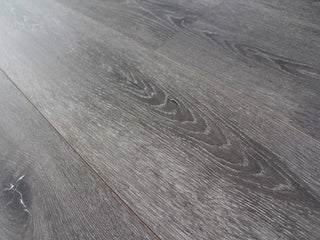 KARAT Water Resistant Laminate by Pravada