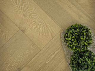 LUEUR Engineered Hardwood by Pravada