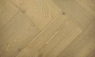 LUEUR Engineered Hardwood by Pravada