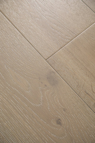Lusso/215 Engineered Hardwood by Vandyck USA Inc