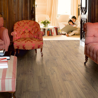 Midnight oak brown Waterproof Laminate by Quickstep