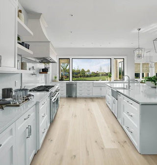 Montesilvano in Lamezia Engineered Hardwood by Paradiso