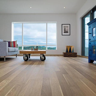 Natural Oak 2 str Water Resistant Laminate by BerryAlloc