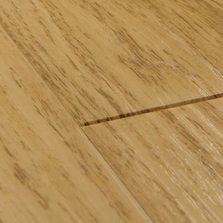 Natural varnished oak Waterproof Laminate by Quickstep