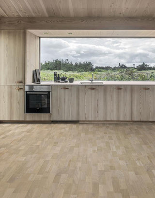 Oak Mist Engineered Hardwood by Kahrs