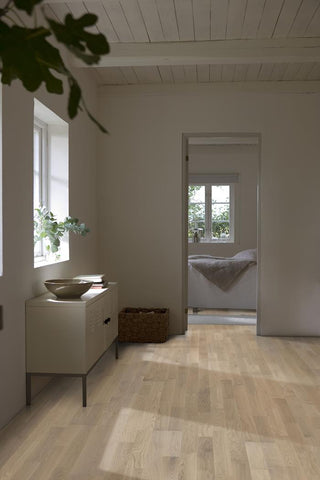 Oak Portofino Engineered Hardwood by Kahrs