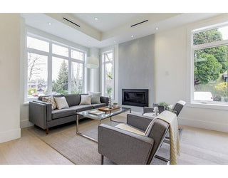 Oak Powder White Engineered Hardwood by Elgin Floors