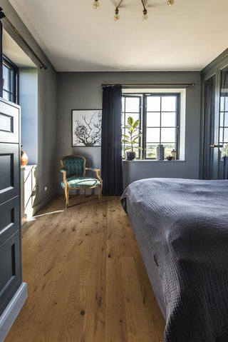 Oak Tuft Engineered Hardwood by Kahrs
