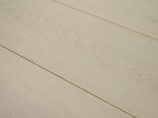 PARSENN Engineered Hardwood by Monarch Plank