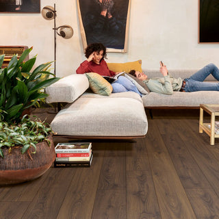 Peanut brown oak Waterproof Laminate by Quickstep