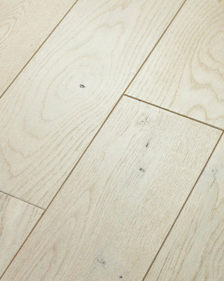 Pearl Engineered Hardwood by Anderson Tuftex