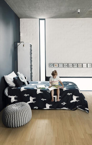 Pure Oak 2 - strip Engineered Hardwood by Kahrs