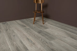 Reggio (Lacquer) Engineered Hardwood by Villagio Floors Inc.