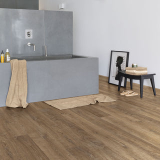 Riva oak brown Waterproof Laminate by Quickstep