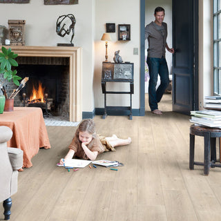 Saw cut oak beige Waterproof Laminate by Quickstep