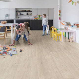 Saw cut oak beige Waterproof Laminate by Quickstep
