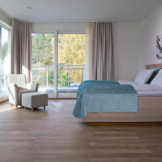 Smoked Oak 2 str Water Resistant Laminate by BerryAlloc